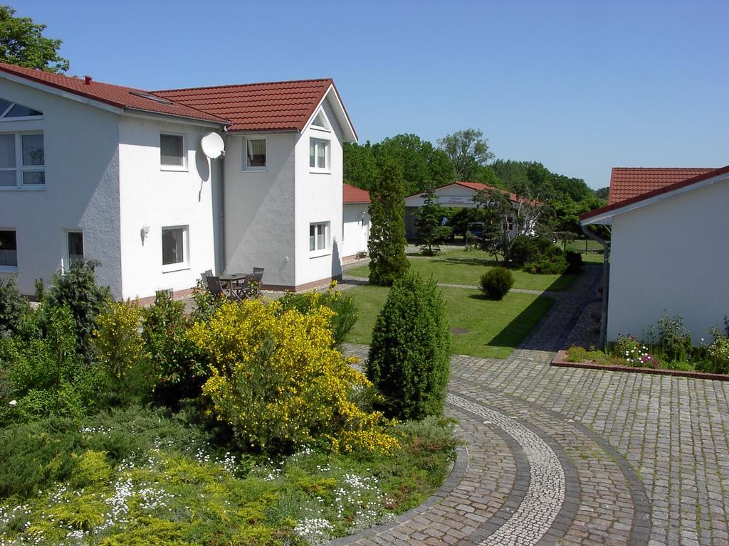 Landhotel Pathes Hof Volkenshagen Exterior photo