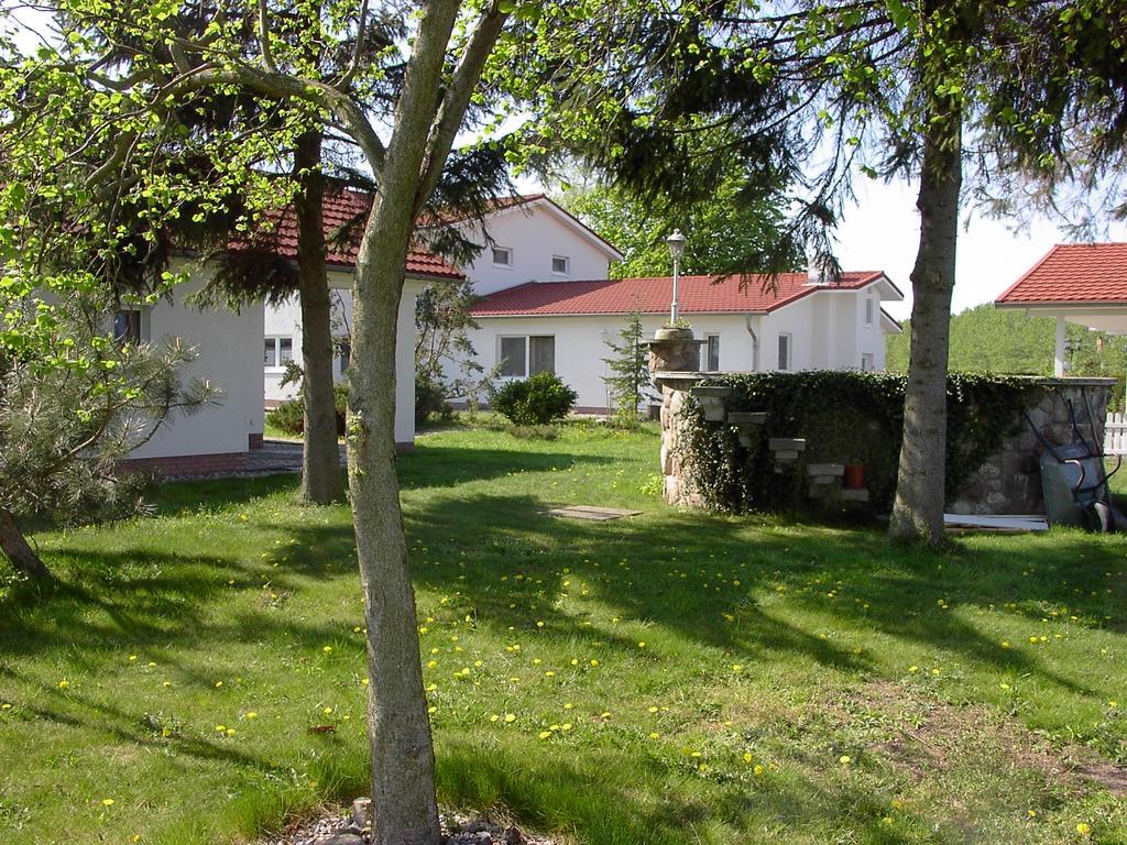 Landhotel Pathes Hof Volkenshagen Exterior photo