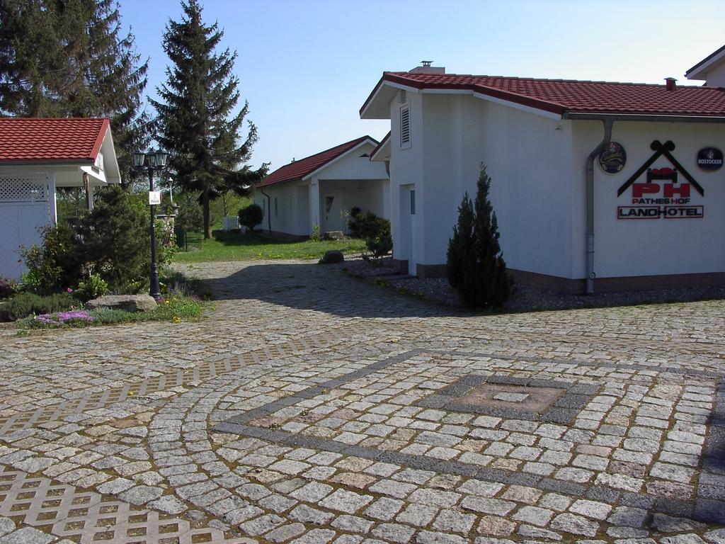 Landhotel Pathes Hof Volkenshagen Exterior photo